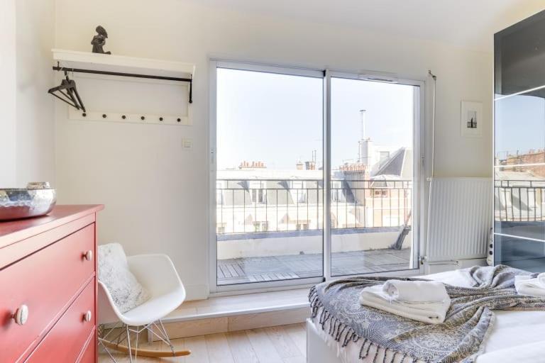 Guestready - Appartement Terrasse Vue Tour Eiffel Paris Eksteriør billede